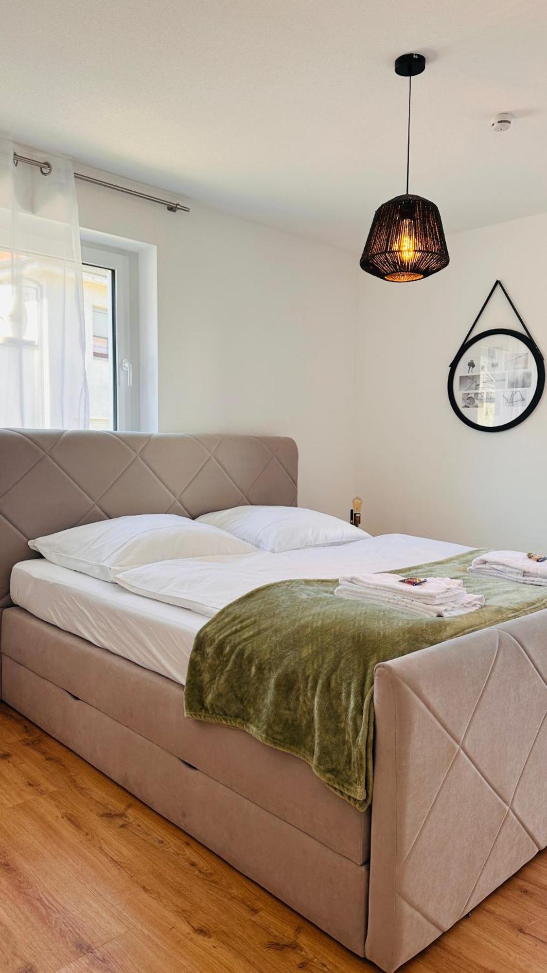 Amao-Pearl I Comfort Suite I 94Qm I Kingsize-Bett I Exklusiv Mit Balkon & Tiefgarage I Aufzug Offenburg Exterior photo